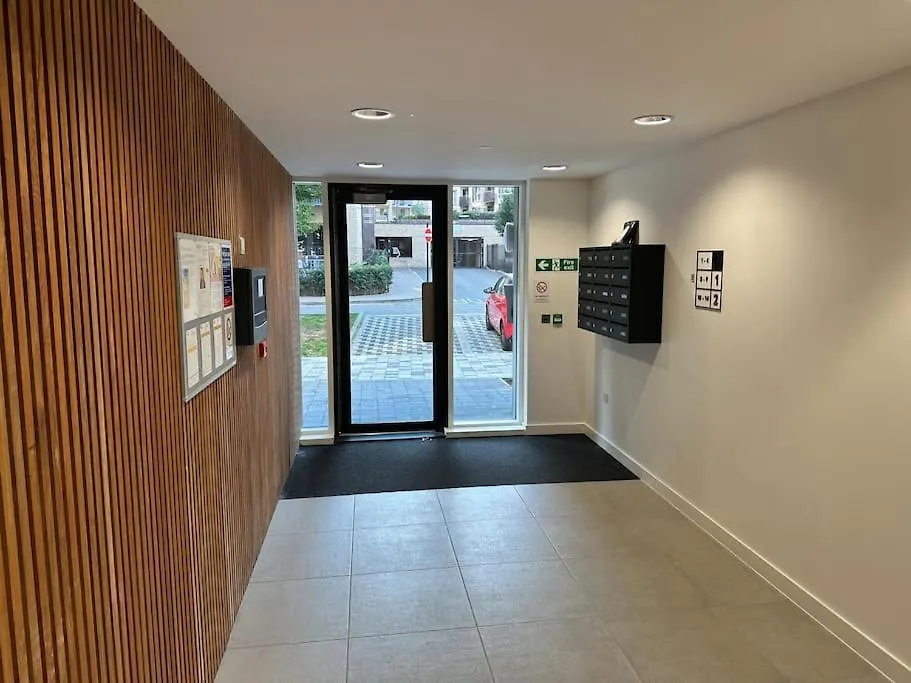 Vick'S House With Parking And Ev Chrgr Apartment Uxbridge